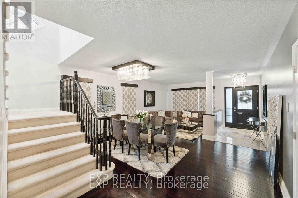 316 Wild Iris Avenue, Ottawa, Ontario  K1T 0B6 - Photo 2 - X13441958