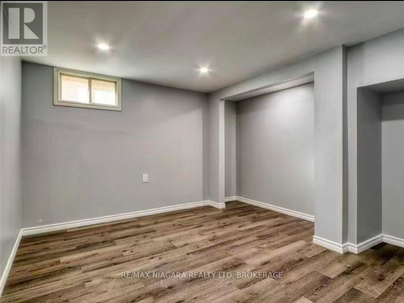 7371 North Dorset Place, Niagara Falls, Ontario  L2J 3T3 - Photo 9 - X13441960