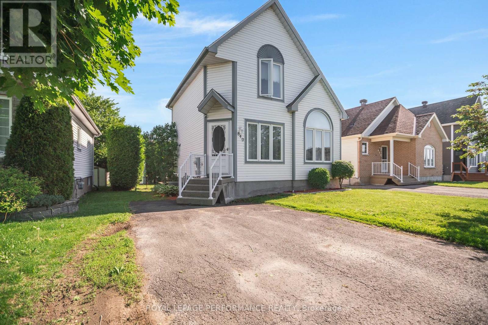 849 Pilon Street, Hawkesbury, Ontario  K6A 3P8 - Photo 2 - X13441940