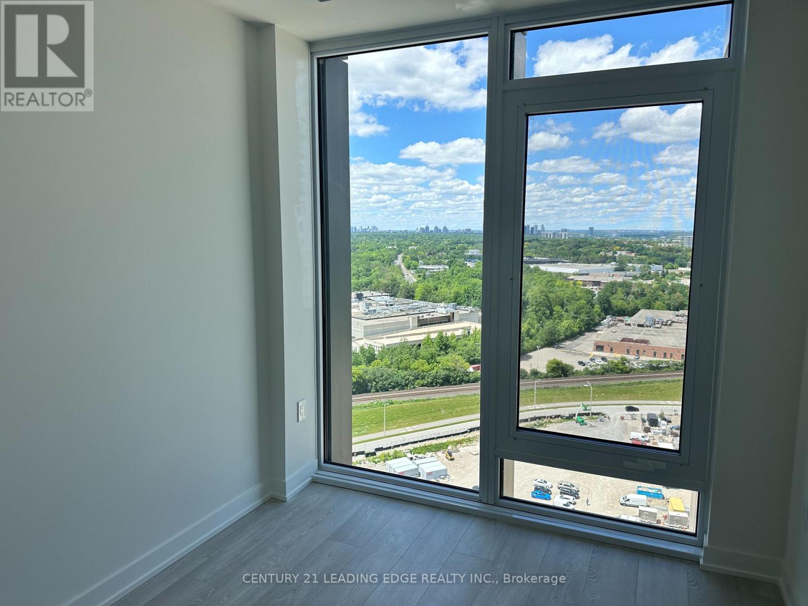 2204 - 5 Quarrington Lane, Toronto, Ontario  M3C 0S5 - Photo 10 - C13441950