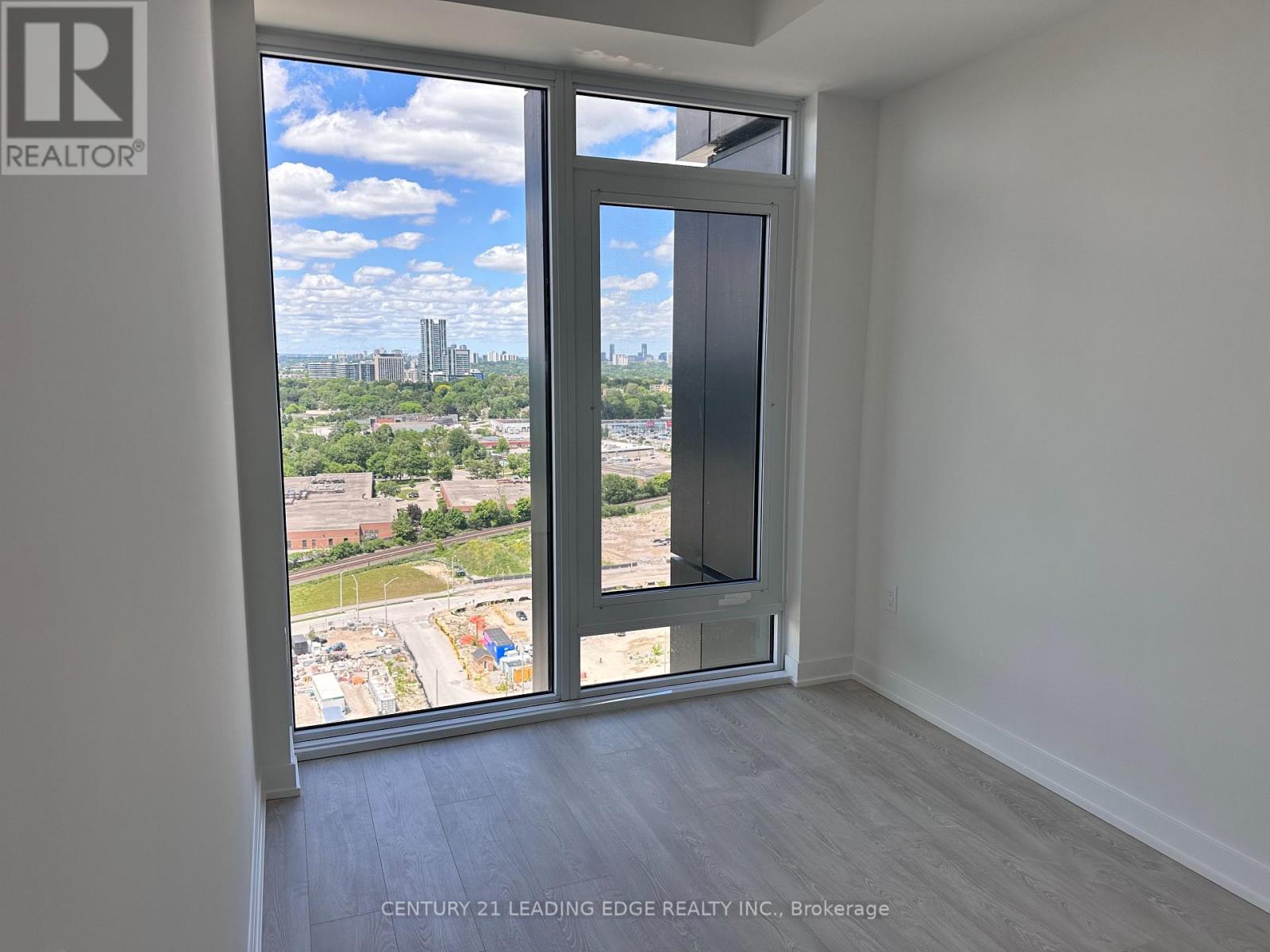 2204 - 5 Quarrington Lane, Toronto, Ontario  M3C 0S5 - Photo 11 - C13441950