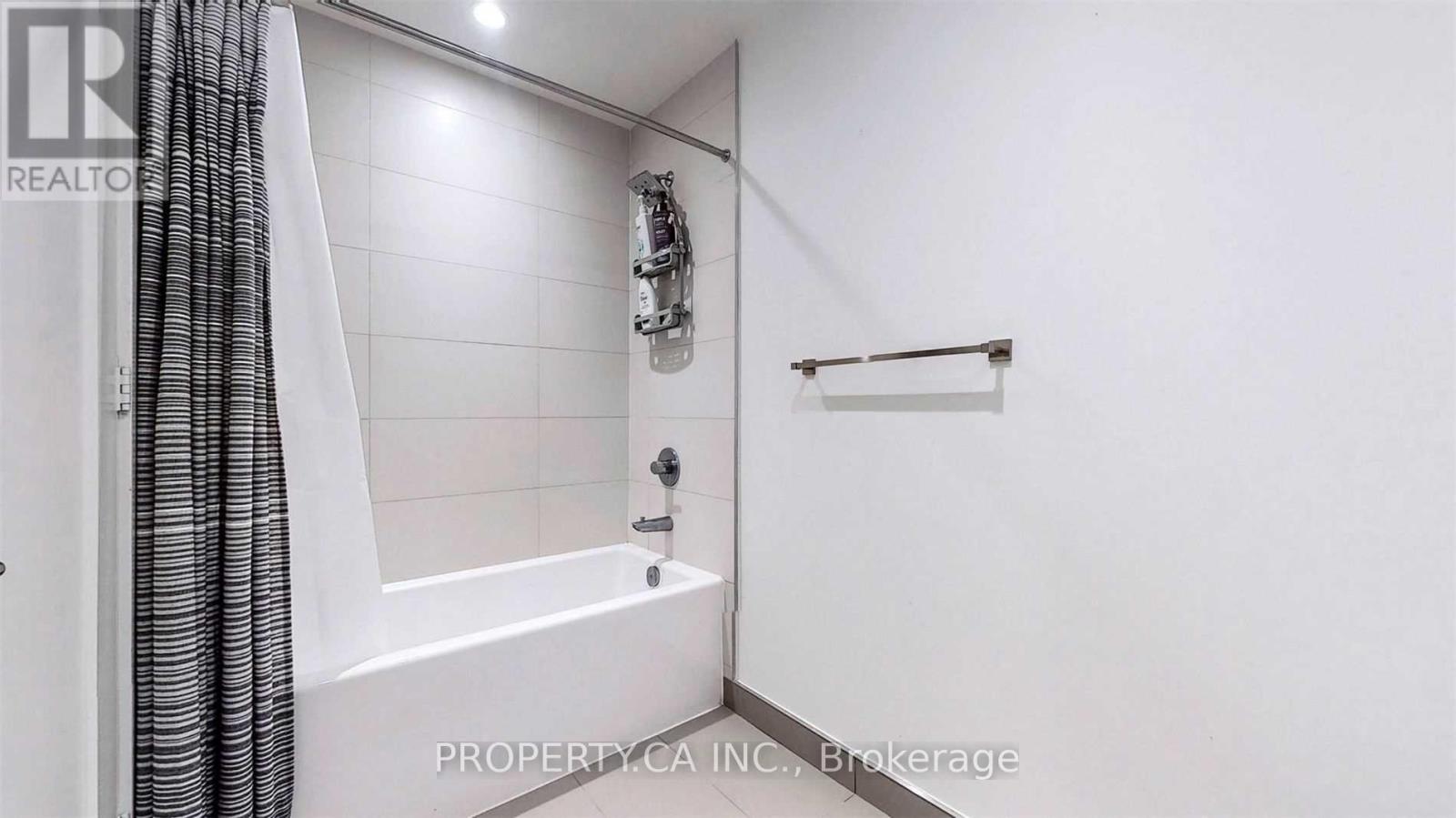 315 - 80 Vanauley Street, Toronto, Ontario  M5T 2H9 - Photo 21 - C13441962