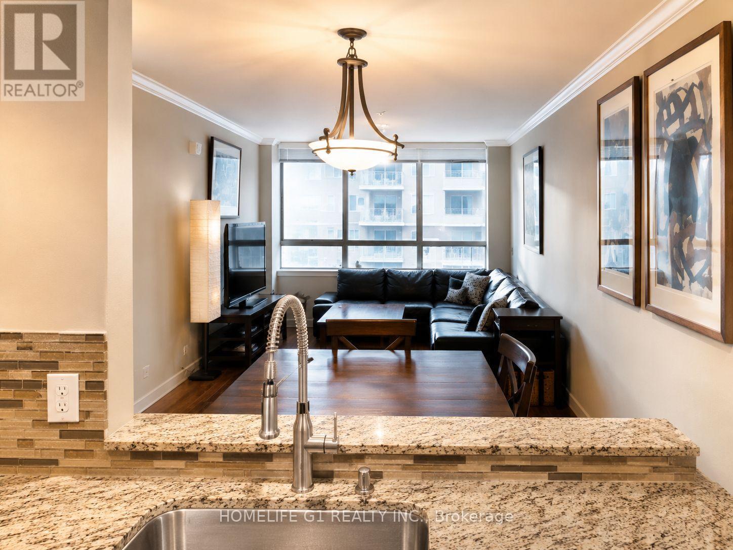 301 - 633 Bay Street, Toronto, Ontario M5G 2G4 - Photo 4 - C13442018