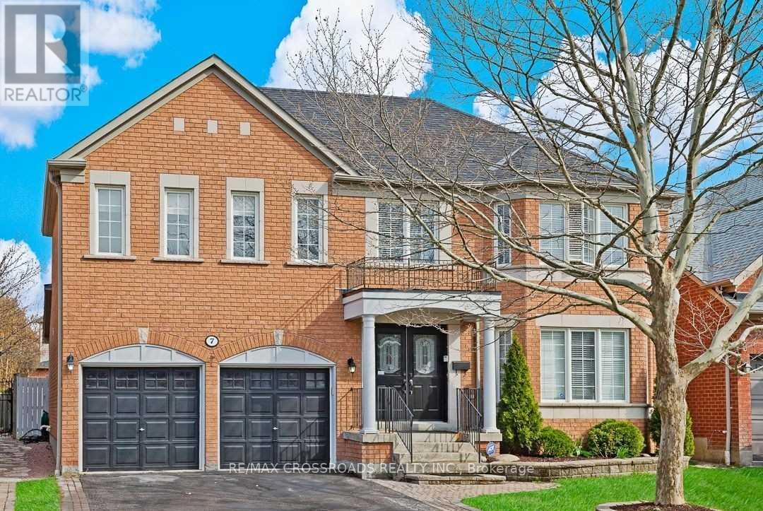 7 MCALPINE AVENUE, Ajax, Ontario