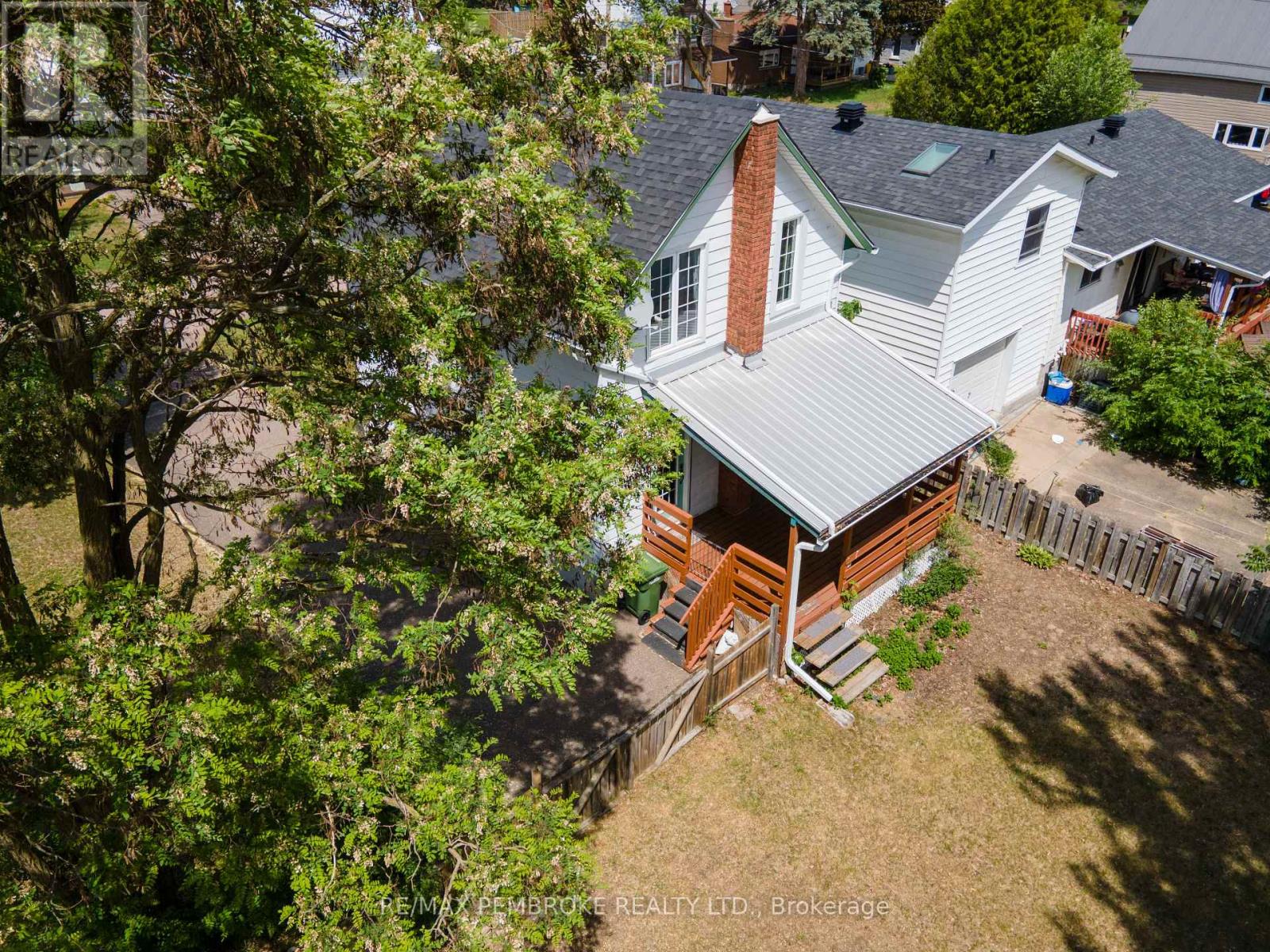 566 Perth Street, Pembroke, Ontario  K8A 6B6 - Photo 4 - X13107086