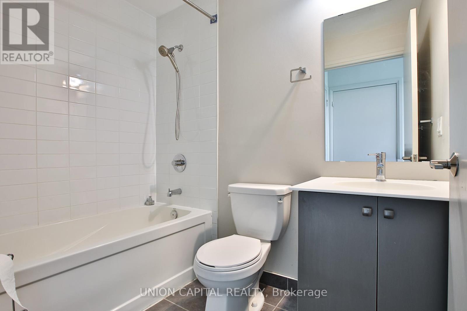 437 - 555 William Graham Drive, Aurora, Ontario  L4G 7C4 - Photo 19 - N13442022