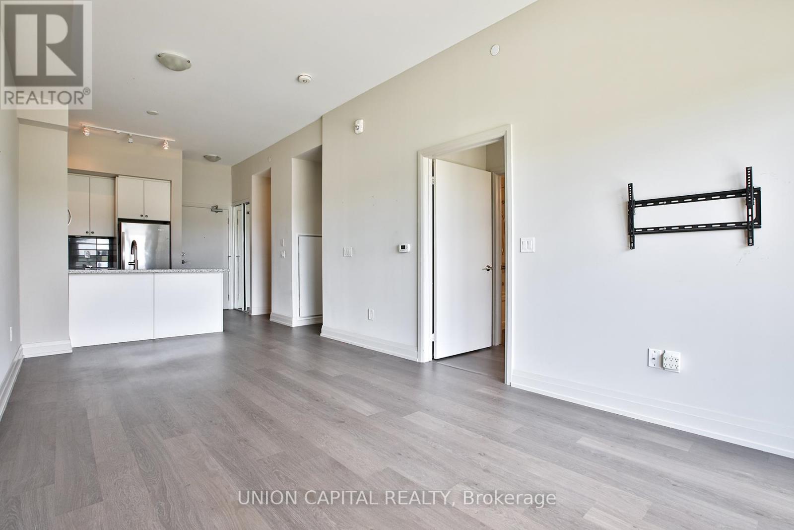 437 - 555 William Graham Drive, Aurora, Ontario  L4G 7C4 - Photo 9 - N13442022