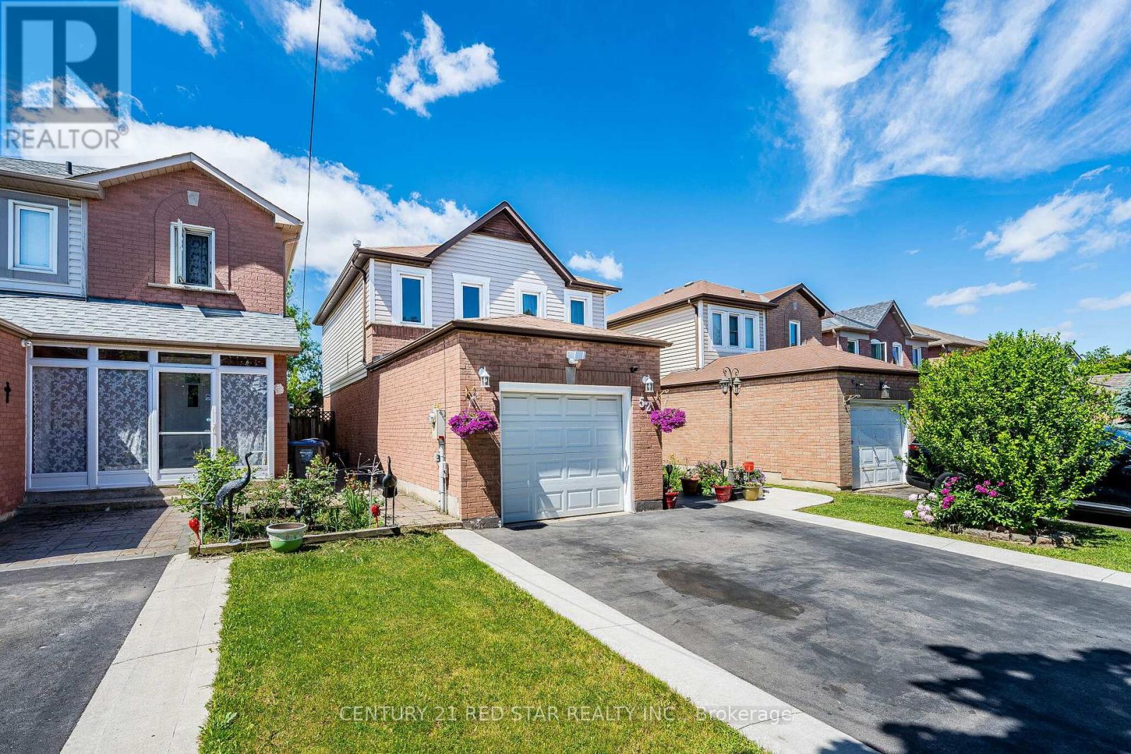 52 NEWDALE PLACE, Brampton, Ontario