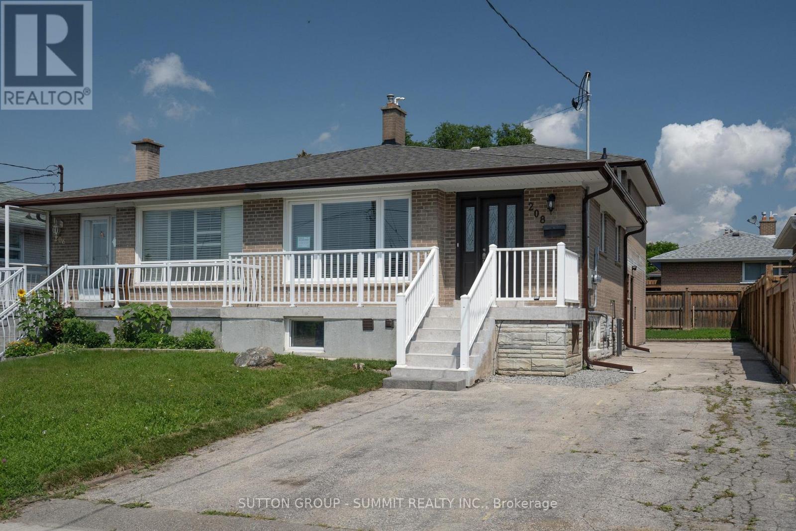 LOWER - 208 GILTSPUR DRIVE, Toronto, Ontario