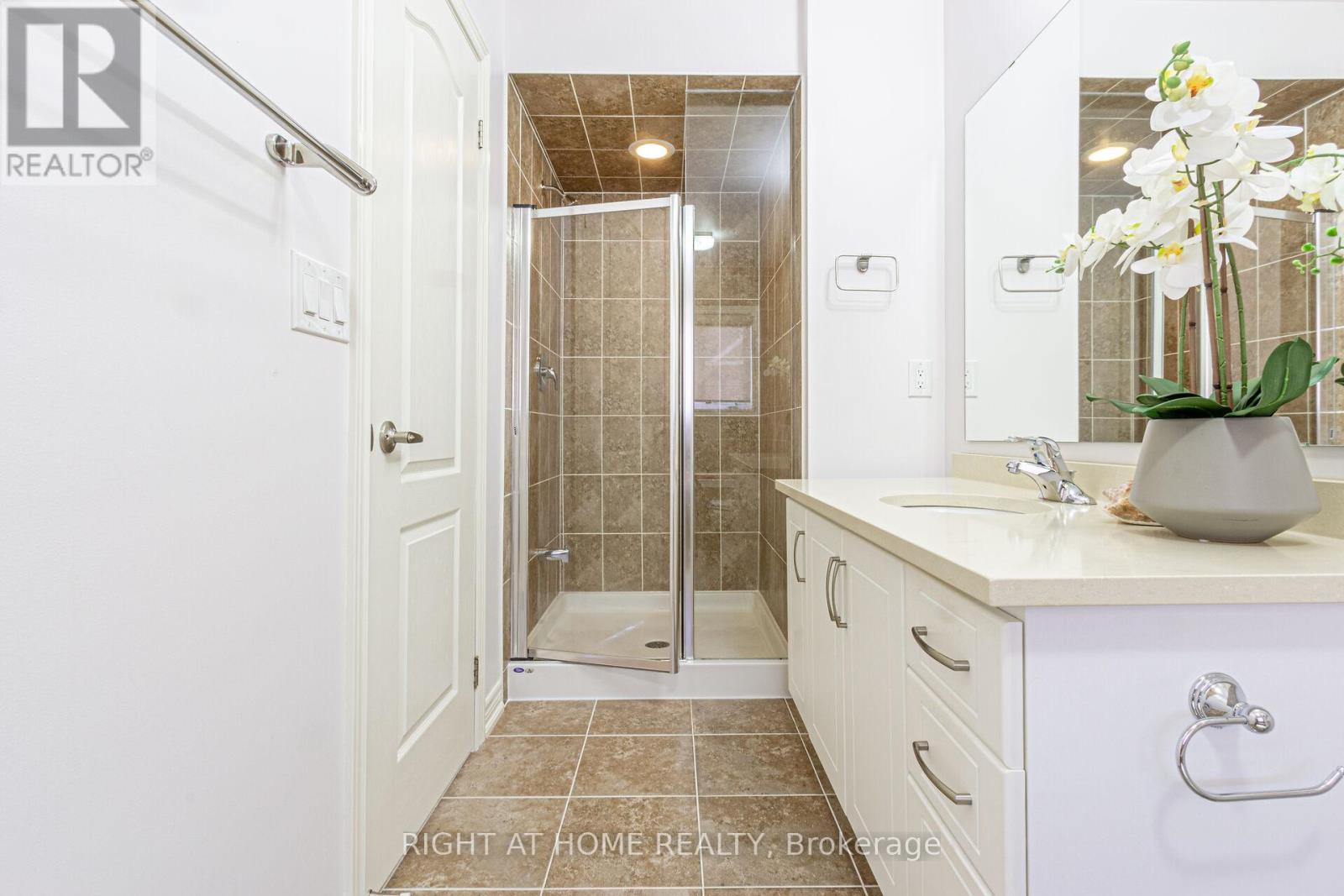 557 Settlers Road W, Oakville, Ontario  L6M 1N7 - Photo 17 - W13442020