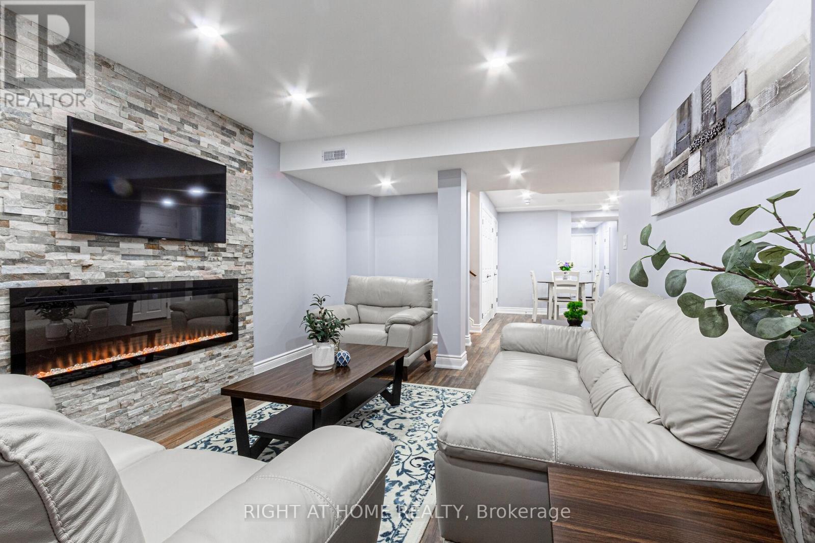 557 Settlers Road W, Oakville, Ontario  L6M 1N7 - Photo 22 - W13442020