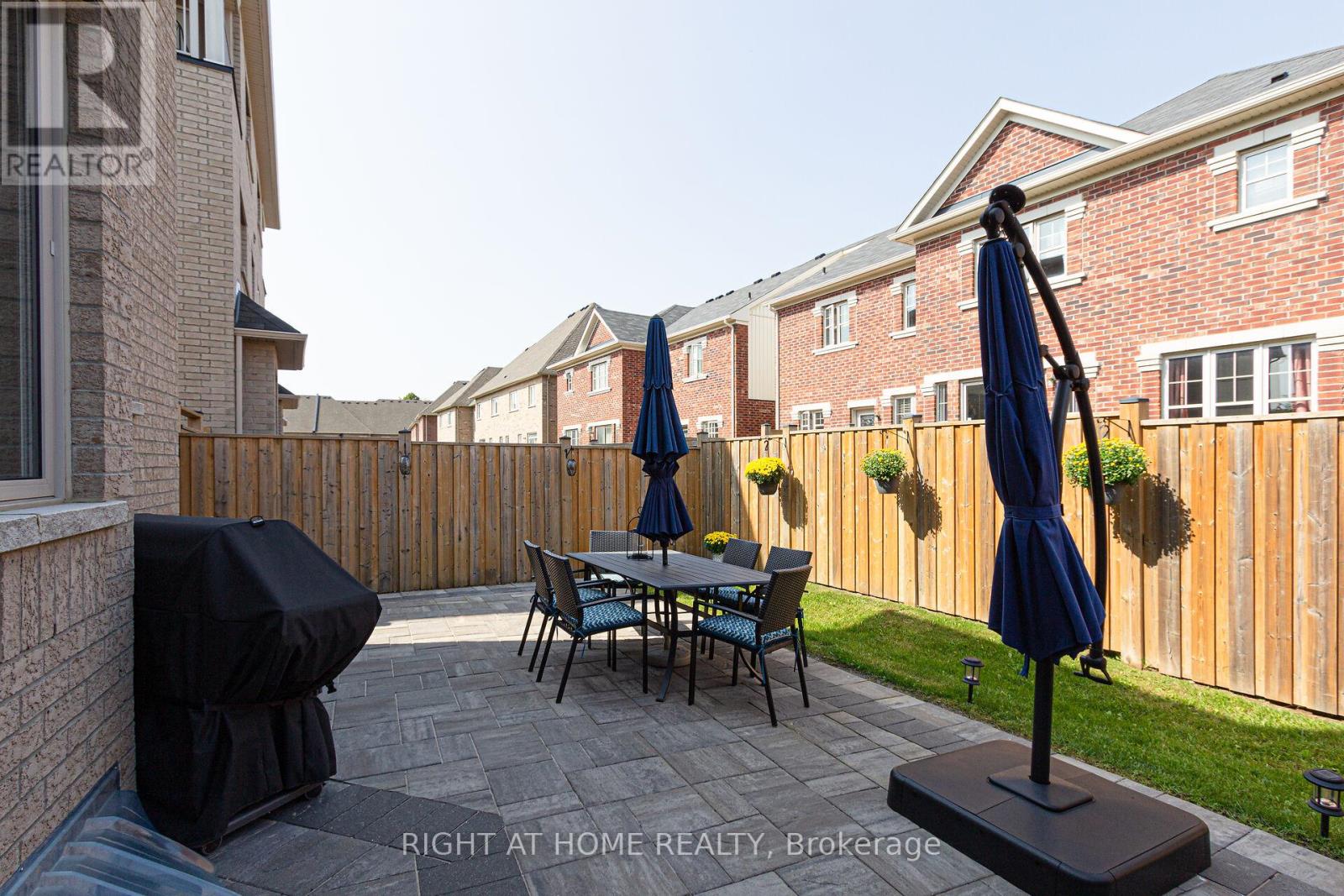 557 Settlers Road W, Oakville, Ontario  L6M 1N7 - Photo 28 - W13442020