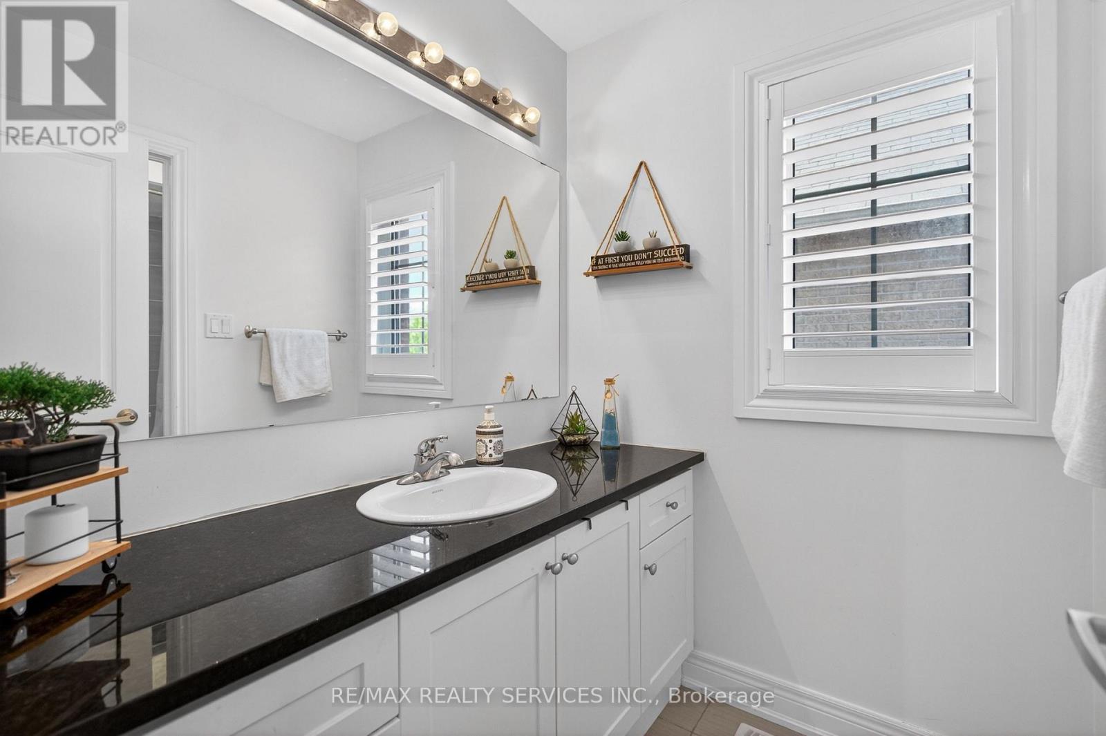 36 Attraction Drive, Brampton, Ontario  L6Y 2Z8 - Photo 39 - W13438426