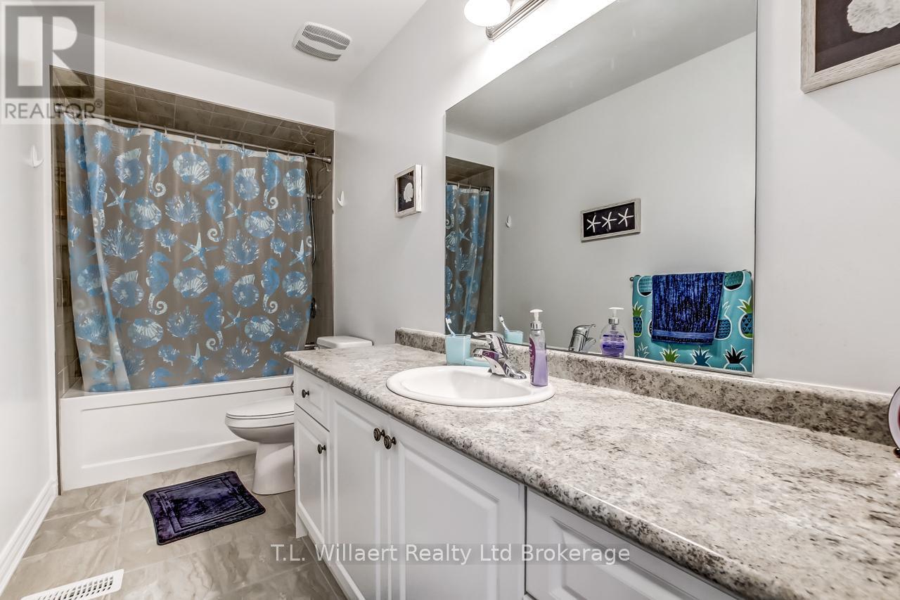 42 Seaton Crescent, Tillsonburg, Ontario  N4G 0J8 - Photo 13 - X12834224