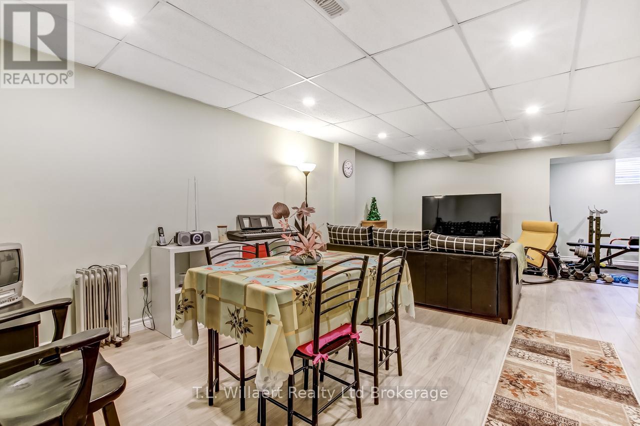 42 Seaton Crescent, Tillsonburg, Ontario  N4G 0J8 - Photo 18 - X12834224