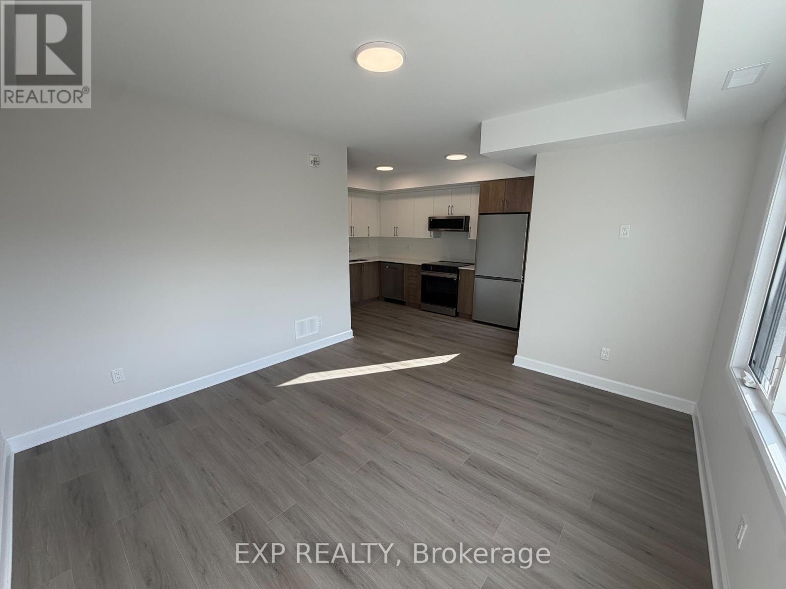 . - 258 Montfort Street, Ottawa, Ontario K1L 5P2 - Photo 6 - X13442028