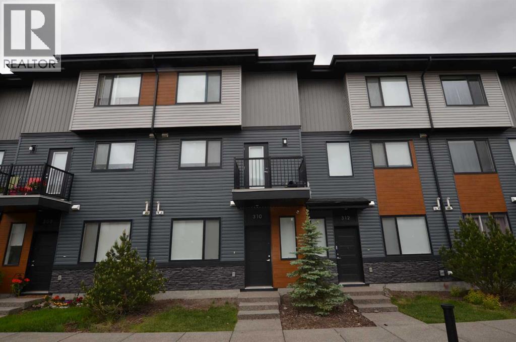 310 Corner Glen Circle NE, Calgary, Alberta