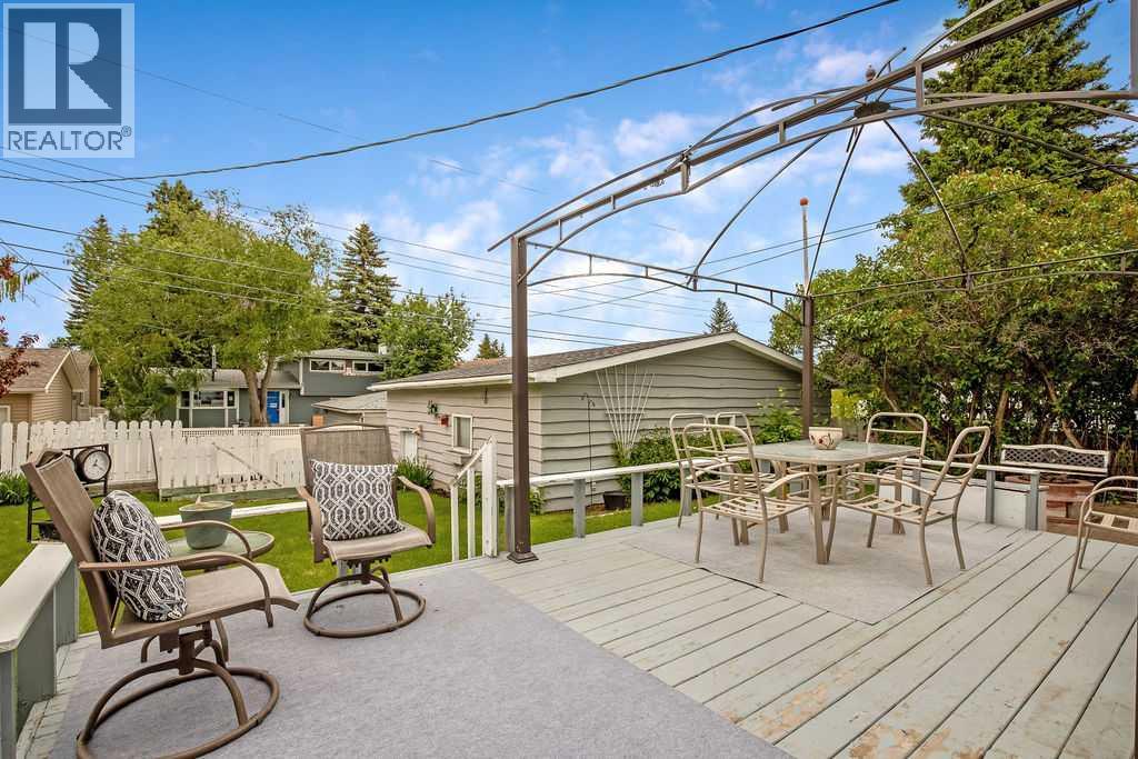 1112 Lake Sylvan Place SE, Calgary, Alberta  T2J 2P6 - Photo 30 - A2320598