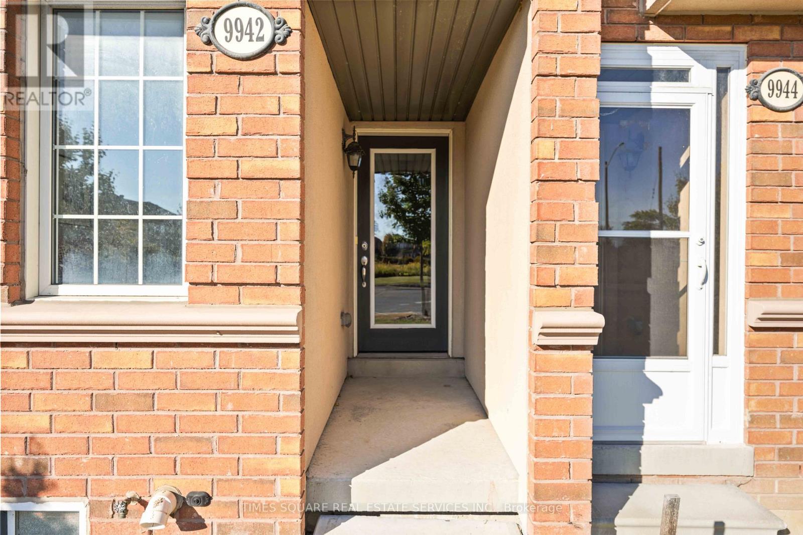 9942 Mccowan Road, Markham, Ontario L6C 0M9 - Photo 2 - N13442072