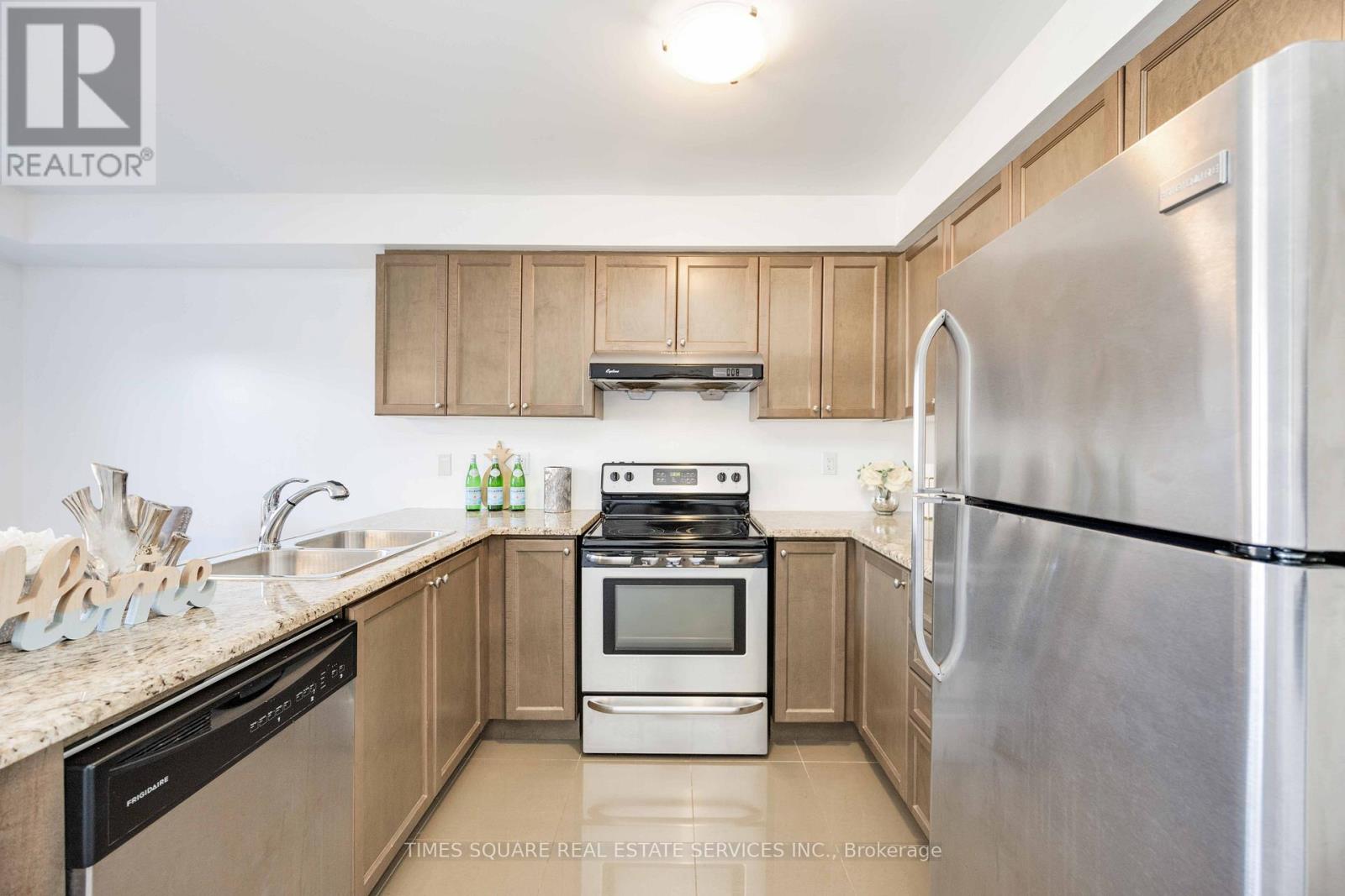 9942 Mccowan Road, Markham, Ontario L6C 0M9 - Photo 8 - N13442072
