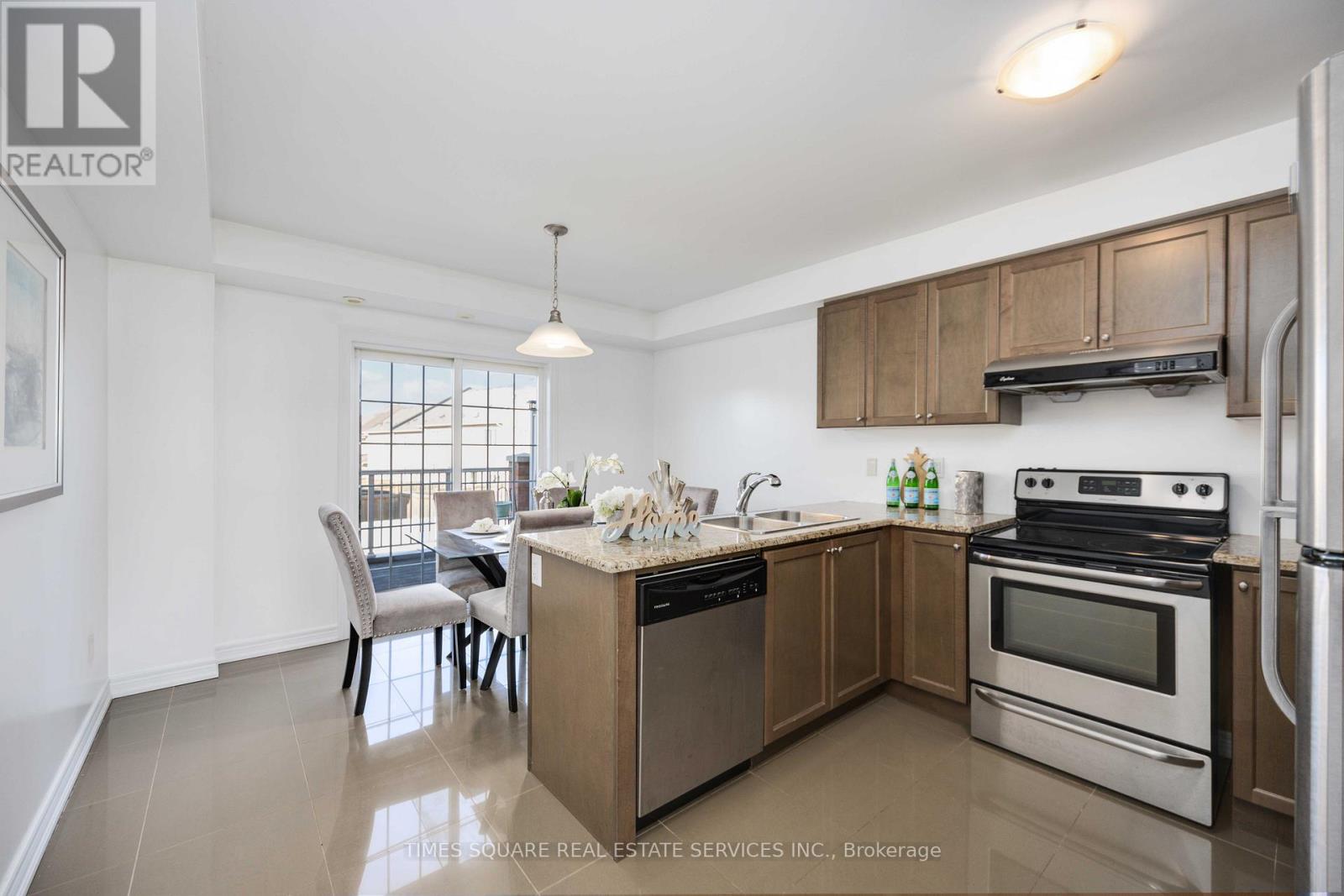 9942 Mccowan Road, Markham, Ontario L6C 0M9 - Photo 9 - N13442072