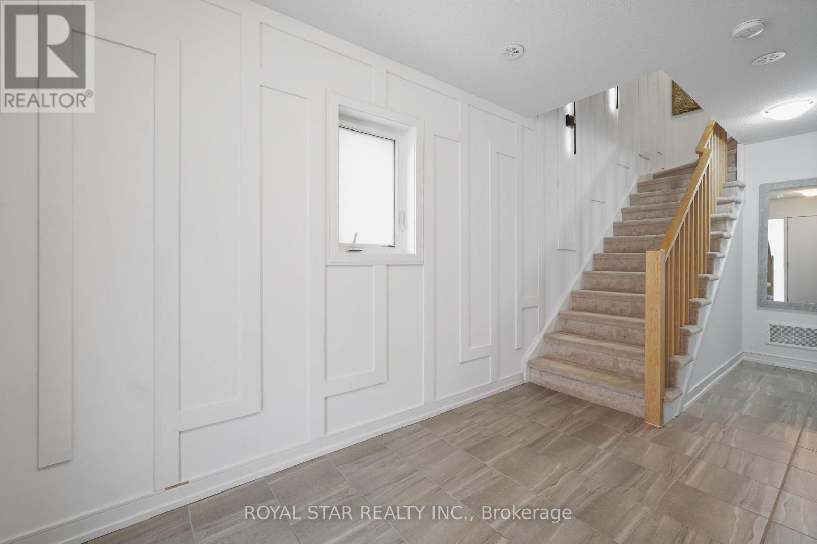 13 Red Maple Lane, Barrie (Innis-Shore), Ontario L9J 0N4 - Photo 3 - S13442068