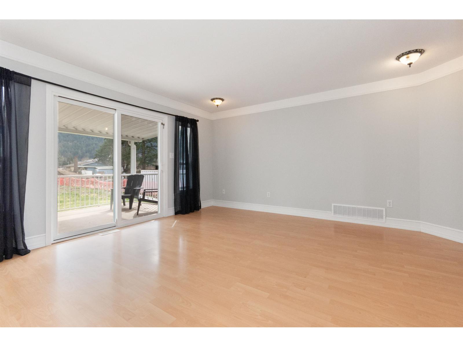 574 Park Street, Hope, Hope, British Columbia V0X 1L0 - Photo 18 - R3104152