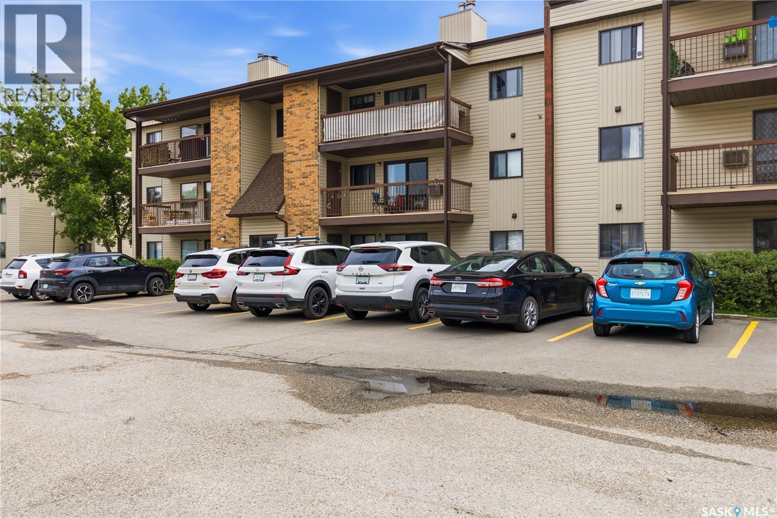 203 365 Kingsmere Boulevard, Saskatoon, Saskatchewan  S7J 4J6 - Photo 1 - SK039353