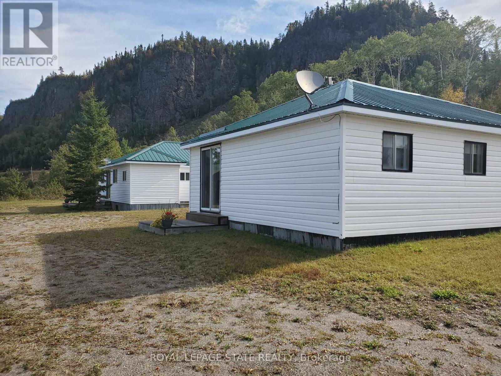 464 #11 Highway, Greenstone, Ontario  P0T 1G0 - Photo 2 - X13442034