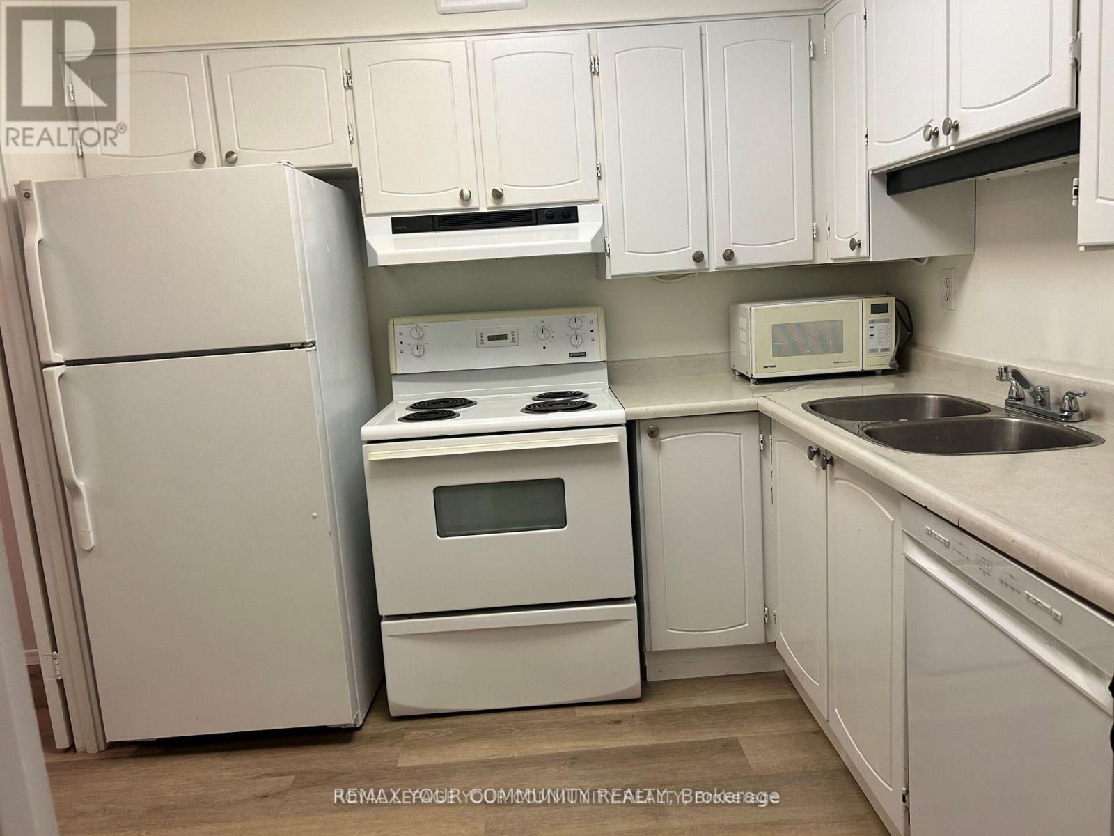1004 - 380 King Street, London East, Ontario N6B 3L6 - Photo 2 - X13442046