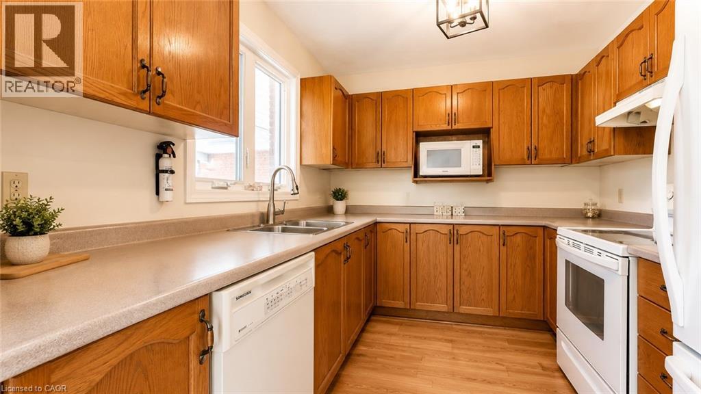 31 Kinross Street Unit# 1, Caledonia, Ontario  N3W 1J7 - Photo 9 - 40831595