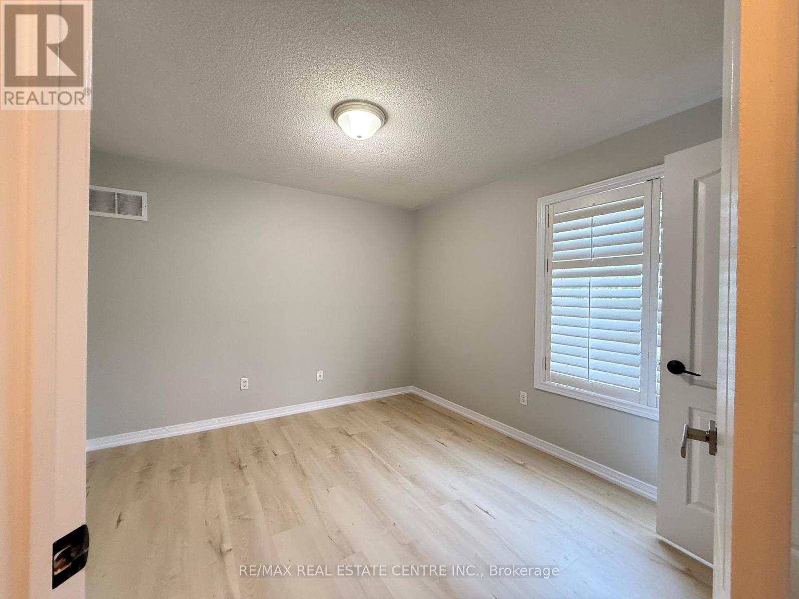 9 Sand Wedge Lane, Brampton, Ontario  L6X 0H1 - Photo 19 - W13252968