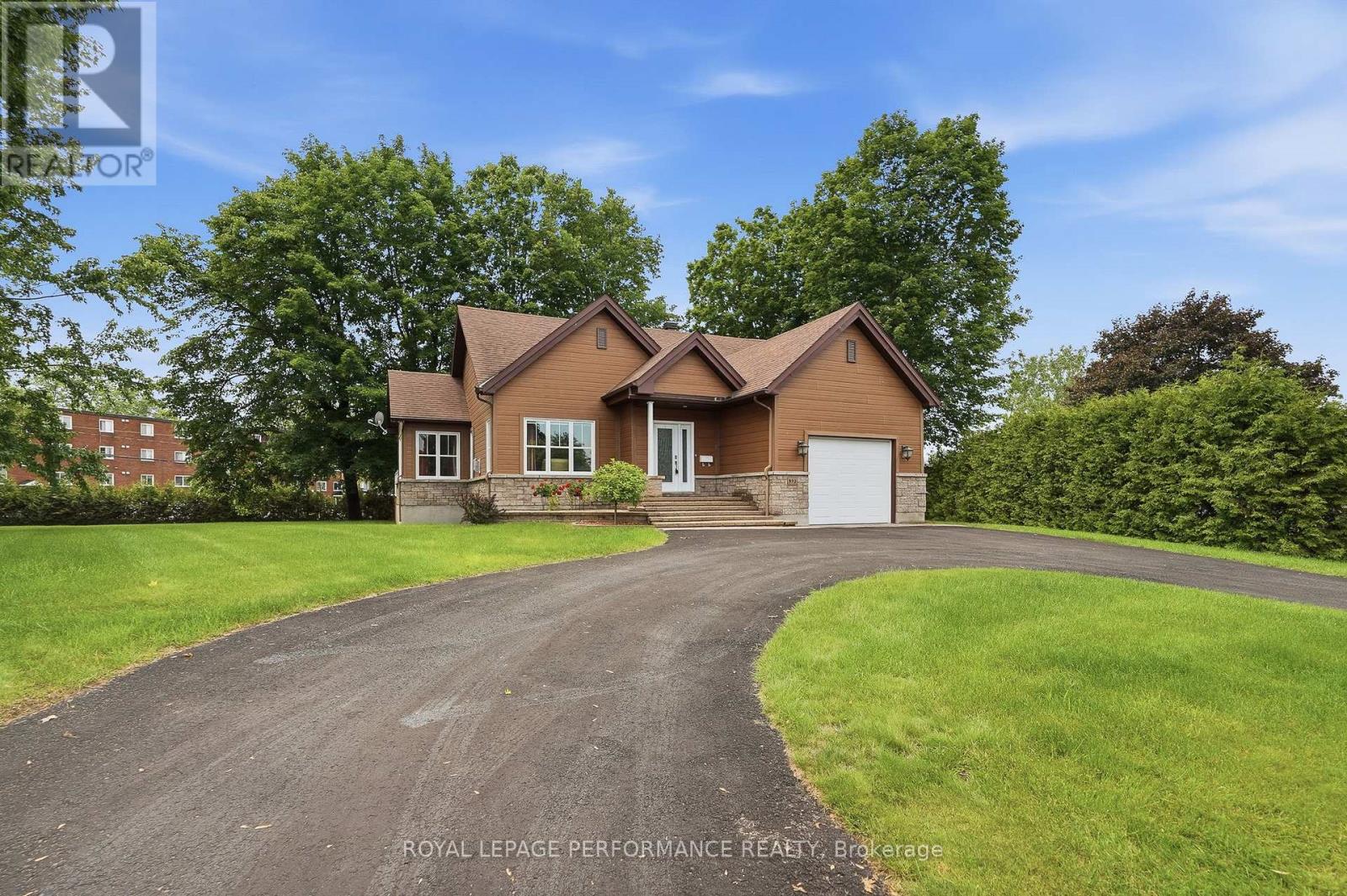 992 Ghislain Street, Hawkesbury, Ontario  K6A 3B2 - Photo 32 - X13442110