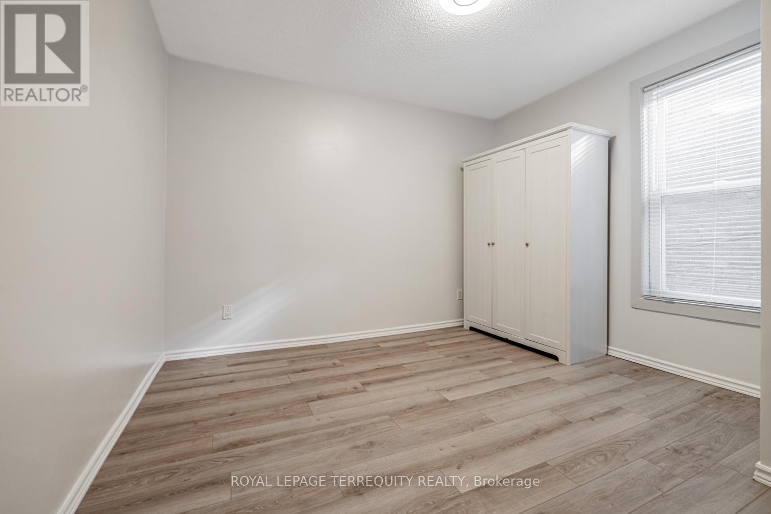 Top Floor - 171 Christie Street, Toronto, Ontario M6G 3B3 - Photo 2 - C13442112