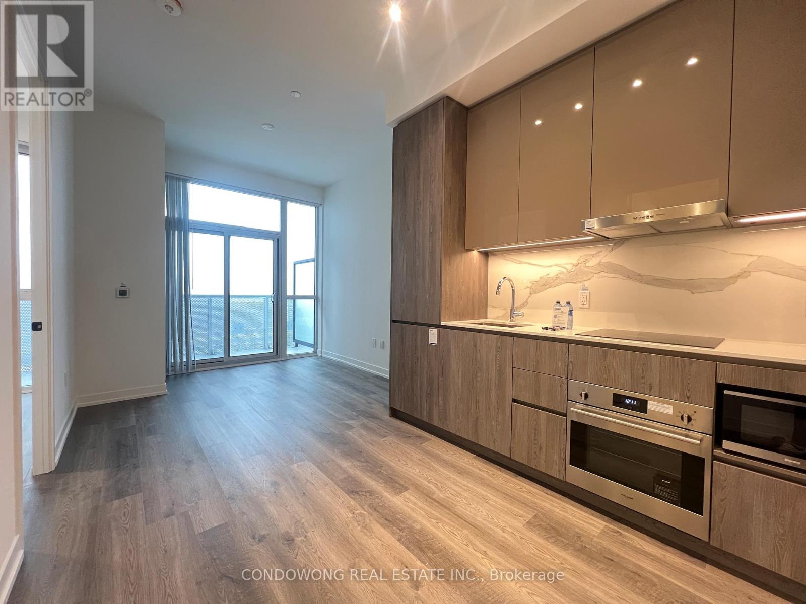 3708 - 8 INTERCHANGE WAY, Vaughan, Ontario