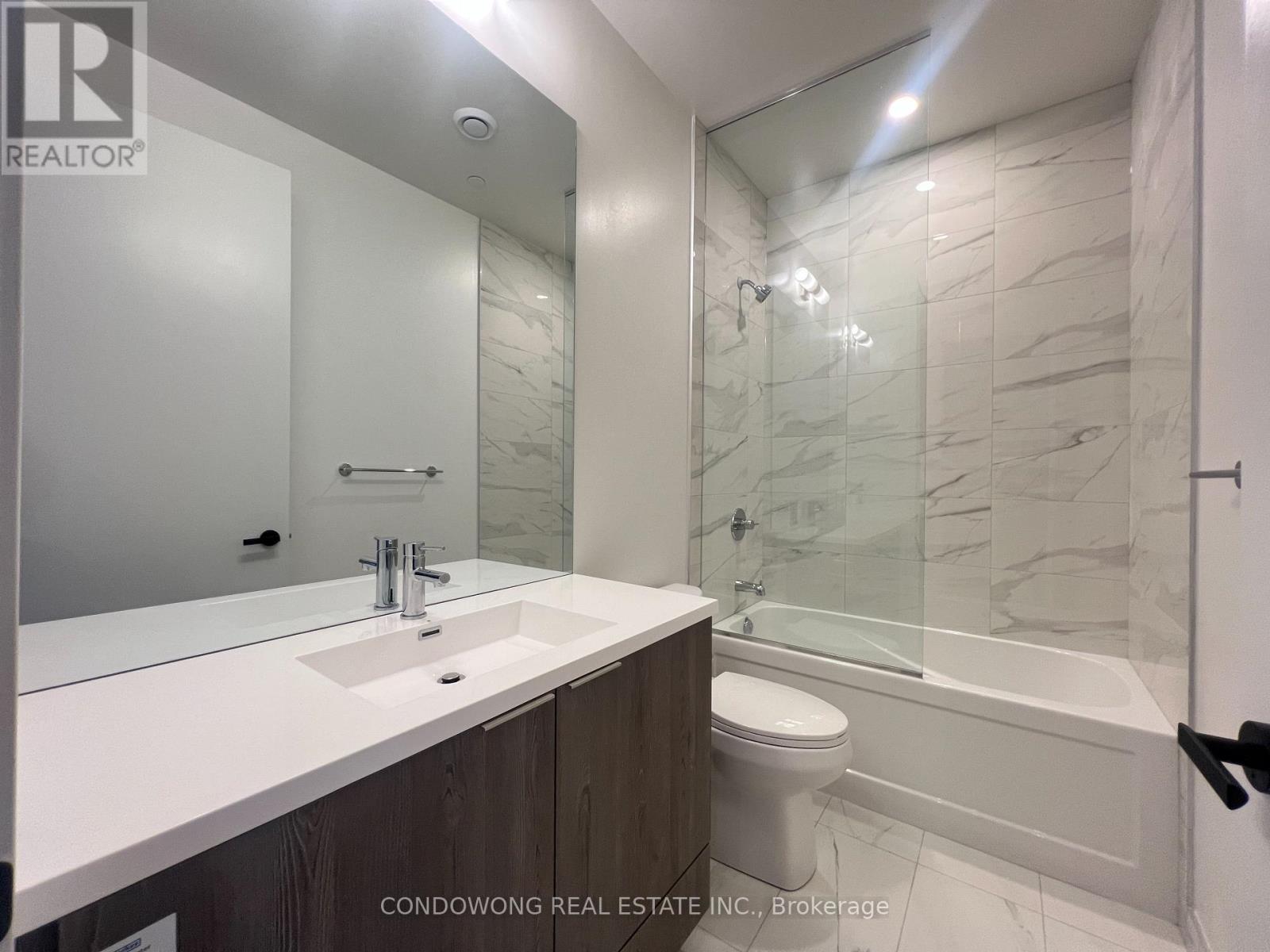 3708 - 8 Interchange Way, Vaughan, Ontario  L4K 0R2 - Photo 10 - N13442076
