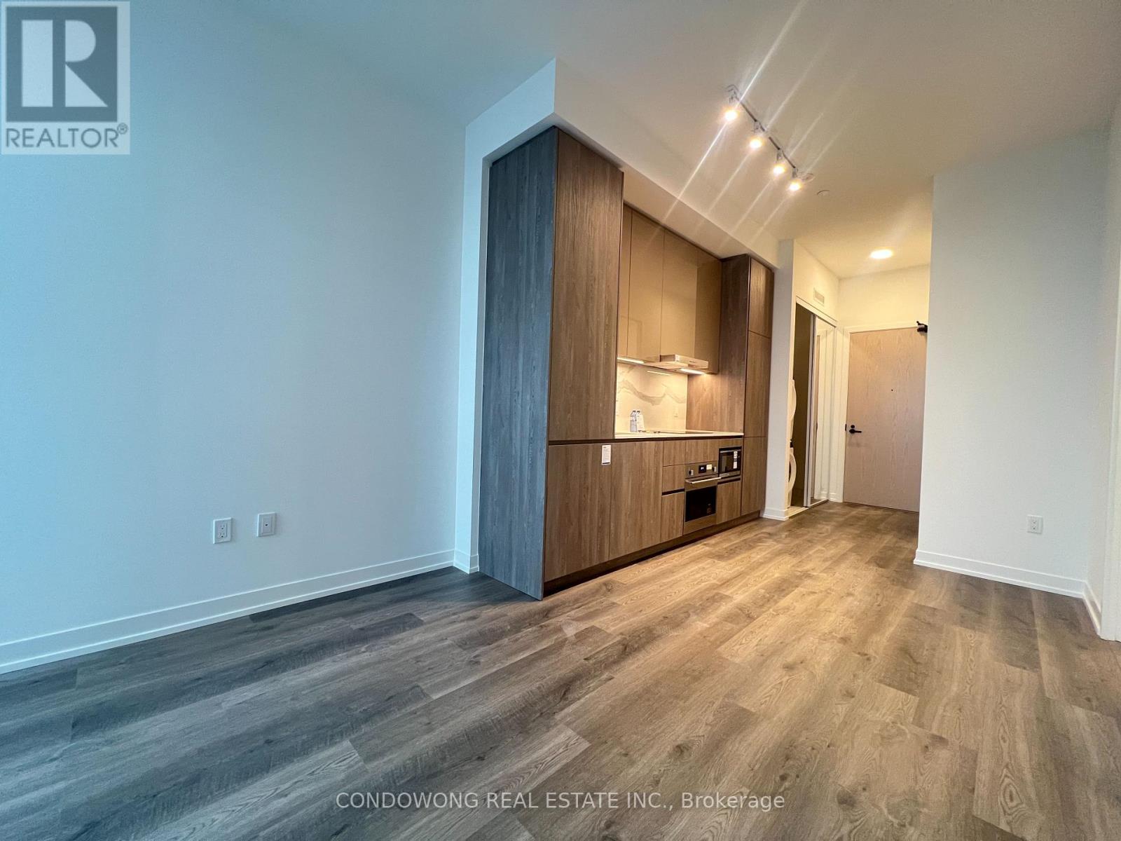 3708 - 8 Interchange Way, Vaughan, Ontario  L4K 0R2 - Photo 13 - N13442076