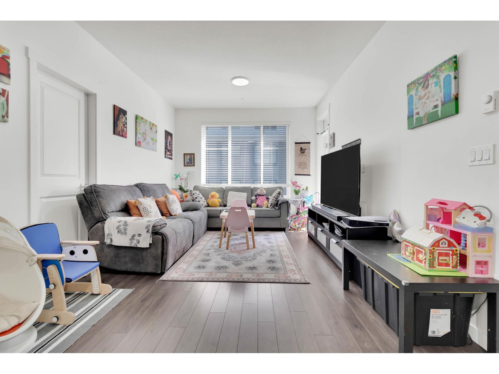 408 15815 85 Avenue, Surrey, British Columbia  V4N 6X5 - Photo 2 - R3106996