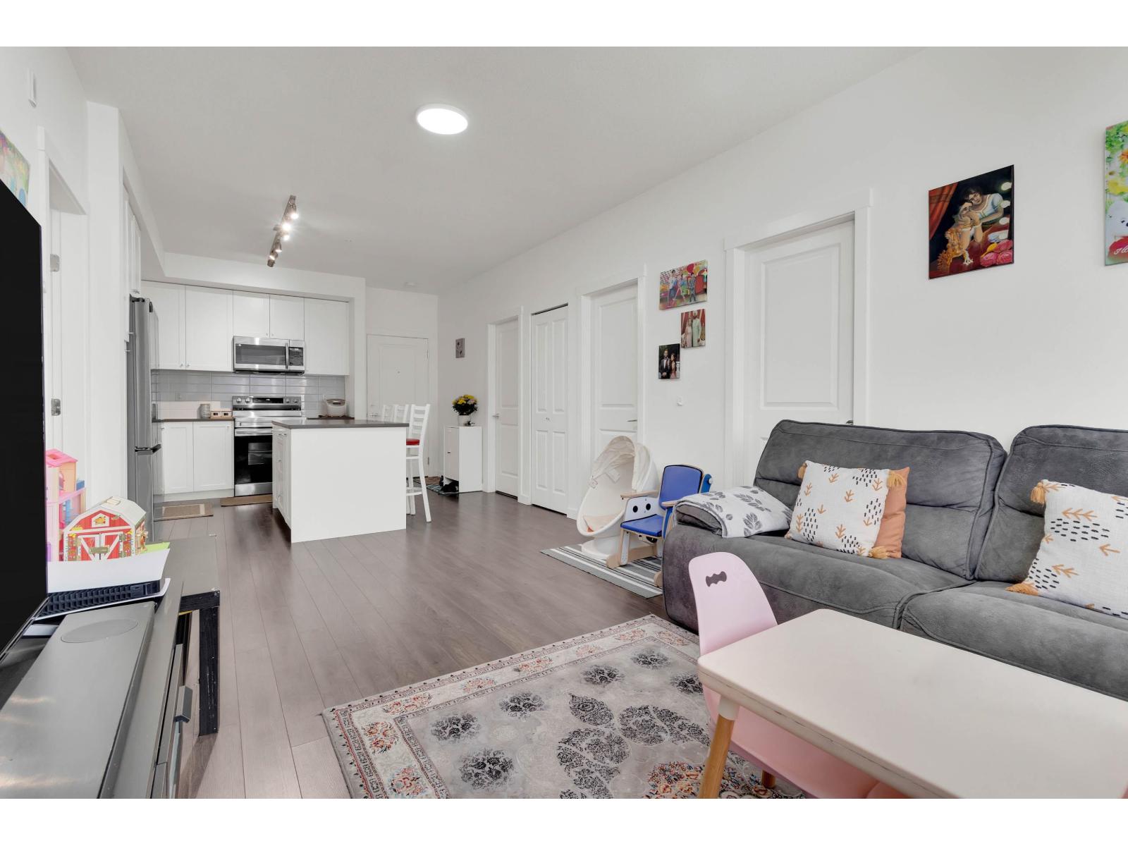 408 15815 85 Avenue, Surrey, British Columbia  V4N 6X5 - Photo 6 - R3106996