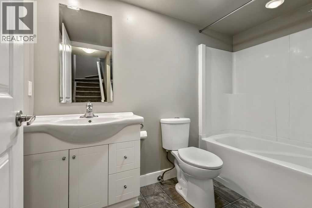 1013 3rd Street SW, Diamond Valley, Alberta  T0L 0H0 - Photo 21 - A2318657