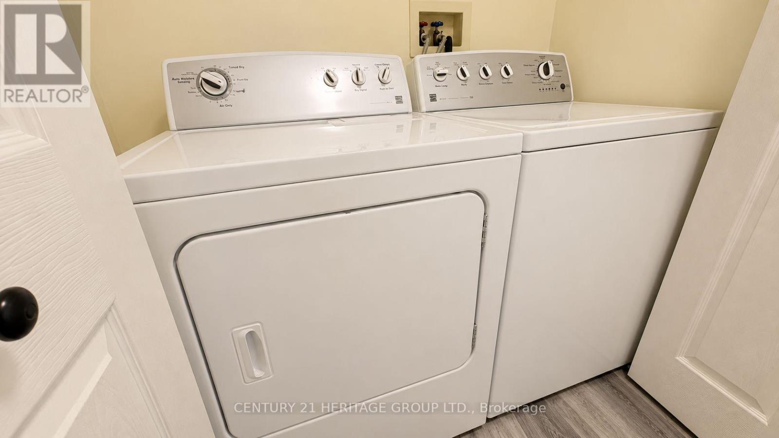 1 - 31 Kinross Street, Haldimand, Ontario  N3W 1J7 - Photo 23 - X13149032