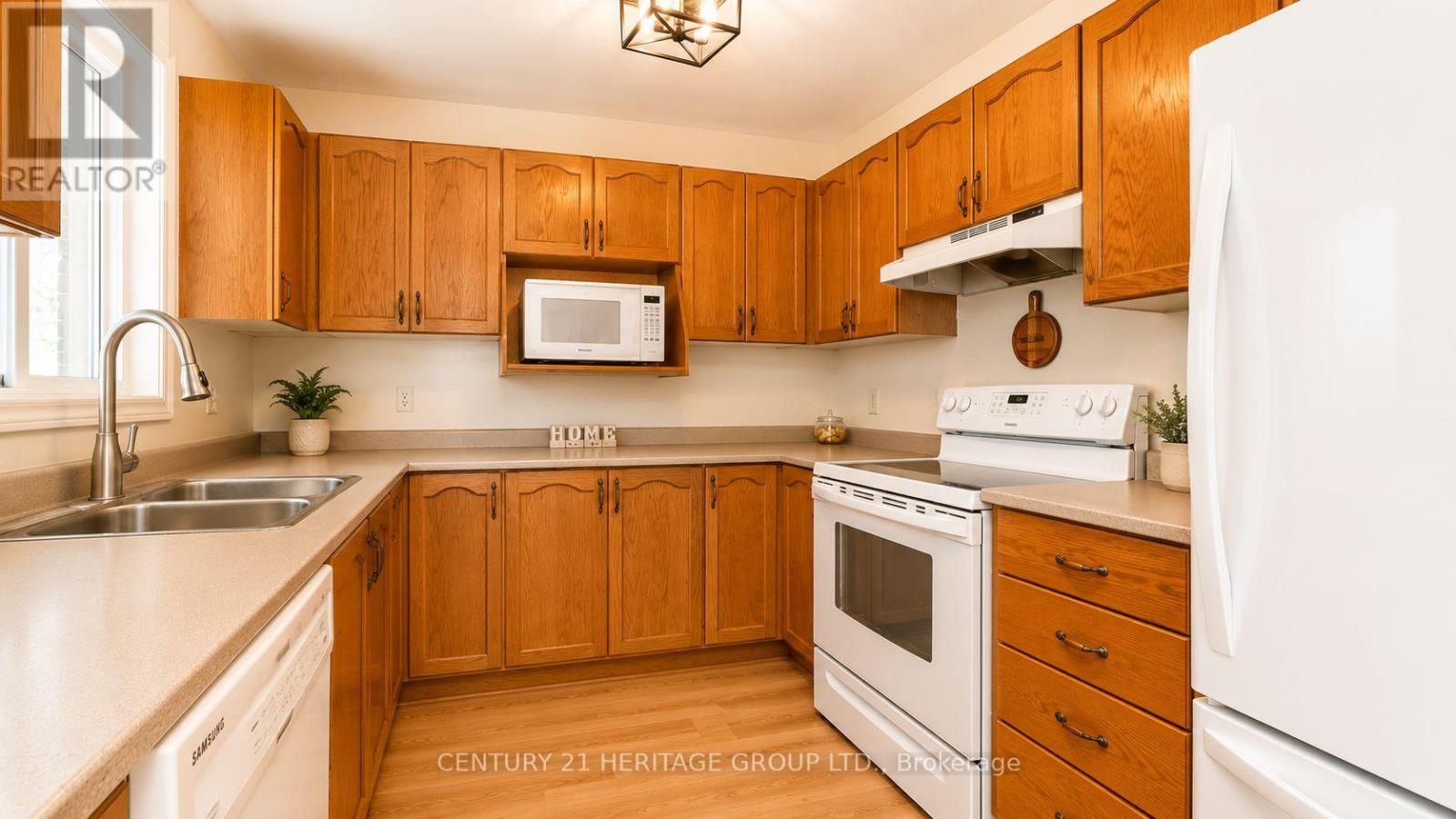 1 - 31 Kinross Street, Haldimand, Ontario  N3W 1J7 - Photo 11 - X13149032