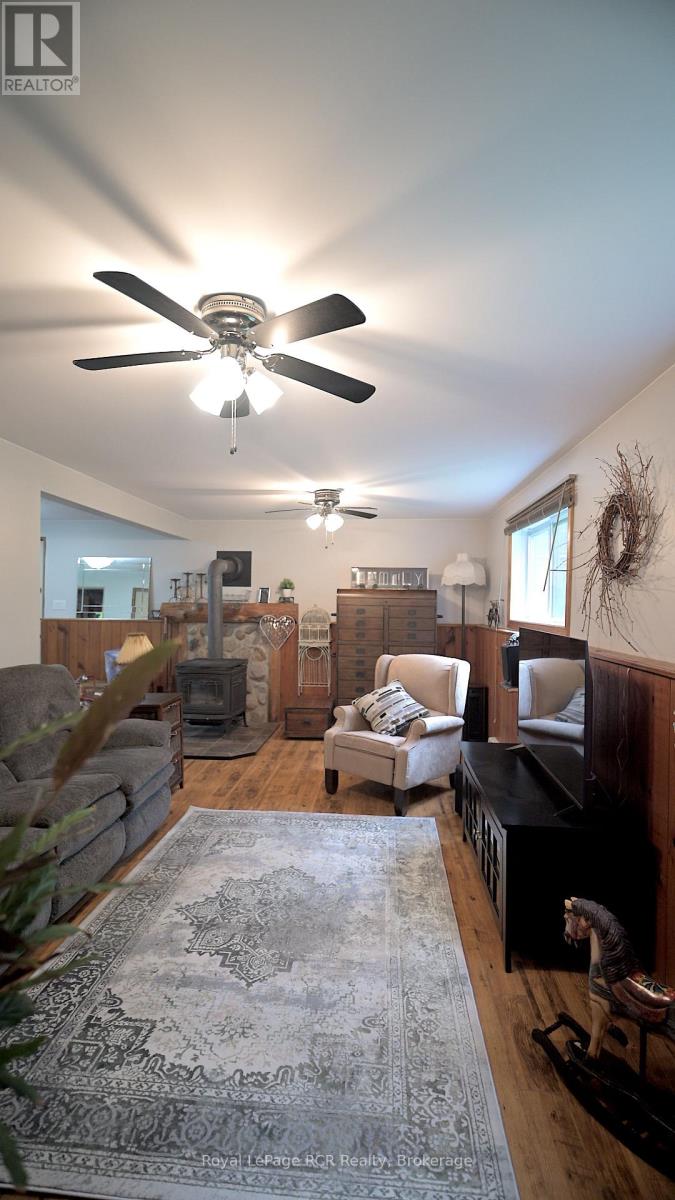 38 Upper Lorne Beach Road, Kincardine, Ontario  N0G 2T0 - Photo 36 - X13442164