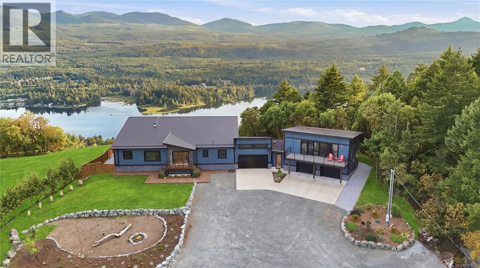 5175 Aho Rd, Ladysmith, British Columbia