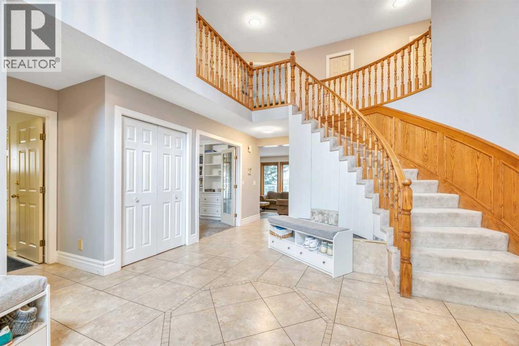 52 Woodpath Terrace Sw, Calgary, Alberta  T2W 5Z7 - Photo 17 - A2319891