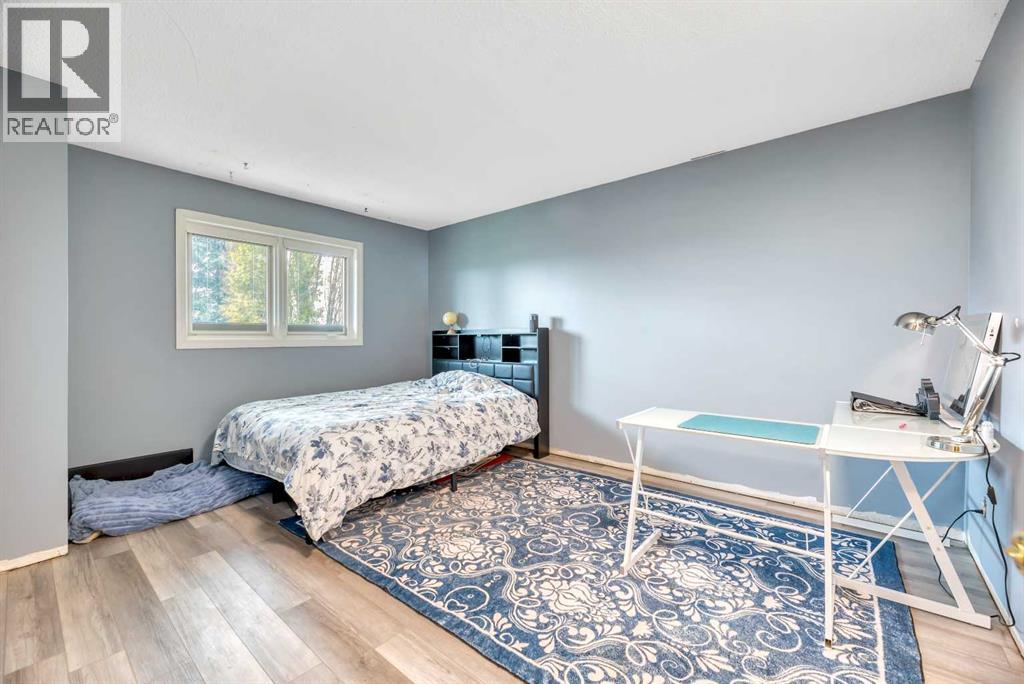 52 Woodpath Terrace Sw, Calgary, Alberta  T2W 5Z7 - Photo 38 - A2319891