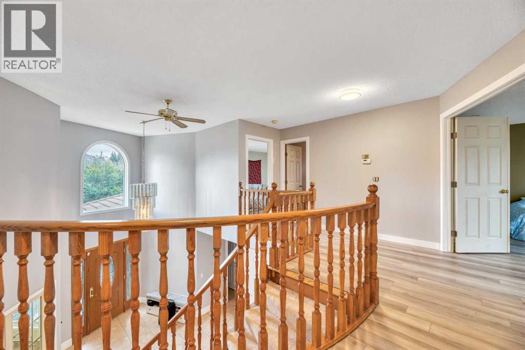 52 Woodpath Terrace Sw, Calgary, Alberta  T2W 5Z7 - Photo 32 - A2319891