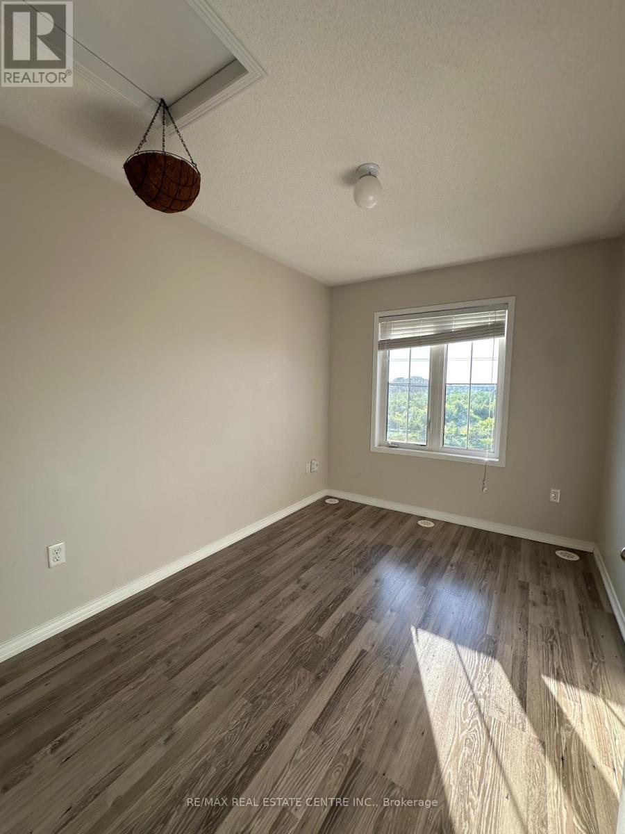 10 - 2504 Post Road, Oakville, Ontario  L6H 0C1 - Photo 12 - W13442138