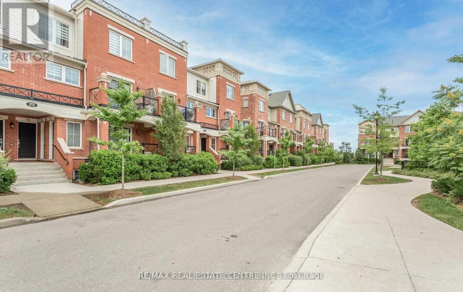 10 - 2504 Post Road, Oakville, Ontario  L6H 0C1 - Photo 2 - W13442138