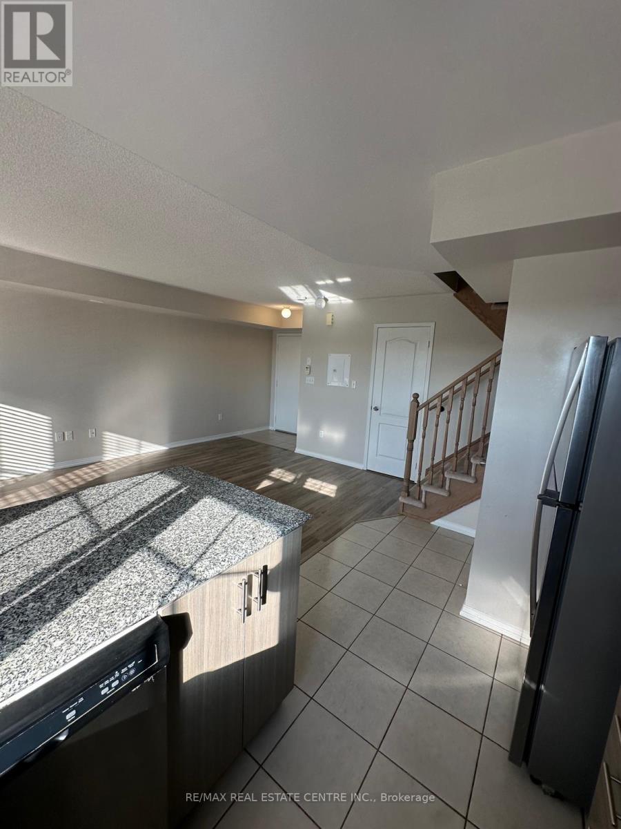 10 - 2504 Post Road, Oakville, Ontario  L6H 0C1 - Photo 8 - W13442138